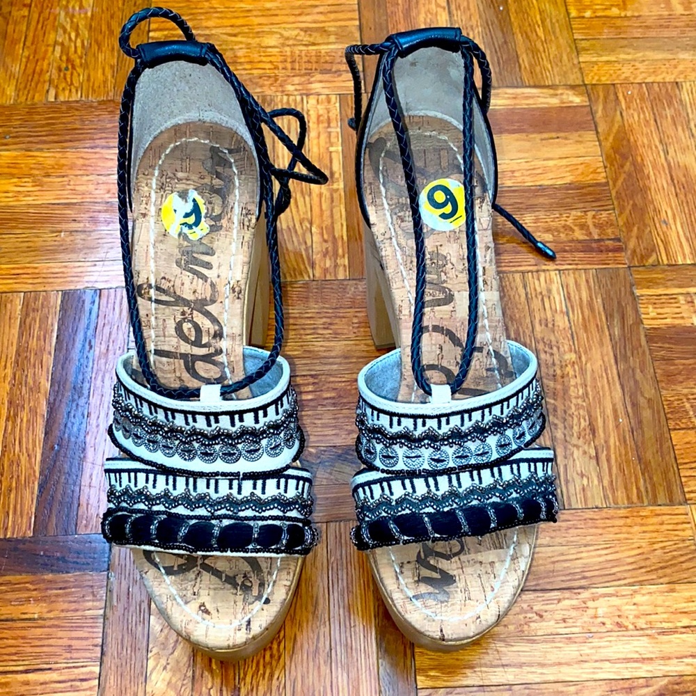 Sam Edelman Mel Embroidered Wooden Platform Sandal - Picture 3 of 7